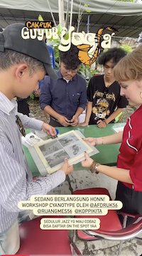 Serba-serbi Ngayogjazz 2025: Belajar mbatik atau cyanotype?